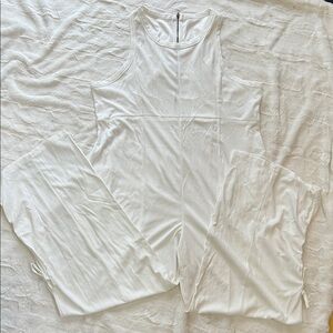 White Sleeveless Jumpsuit with Discreet Pockets